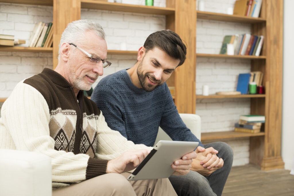 Reverse mentoring: cuando los junior enseñan a los senior